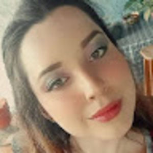 Meet your Posher, Beatriz